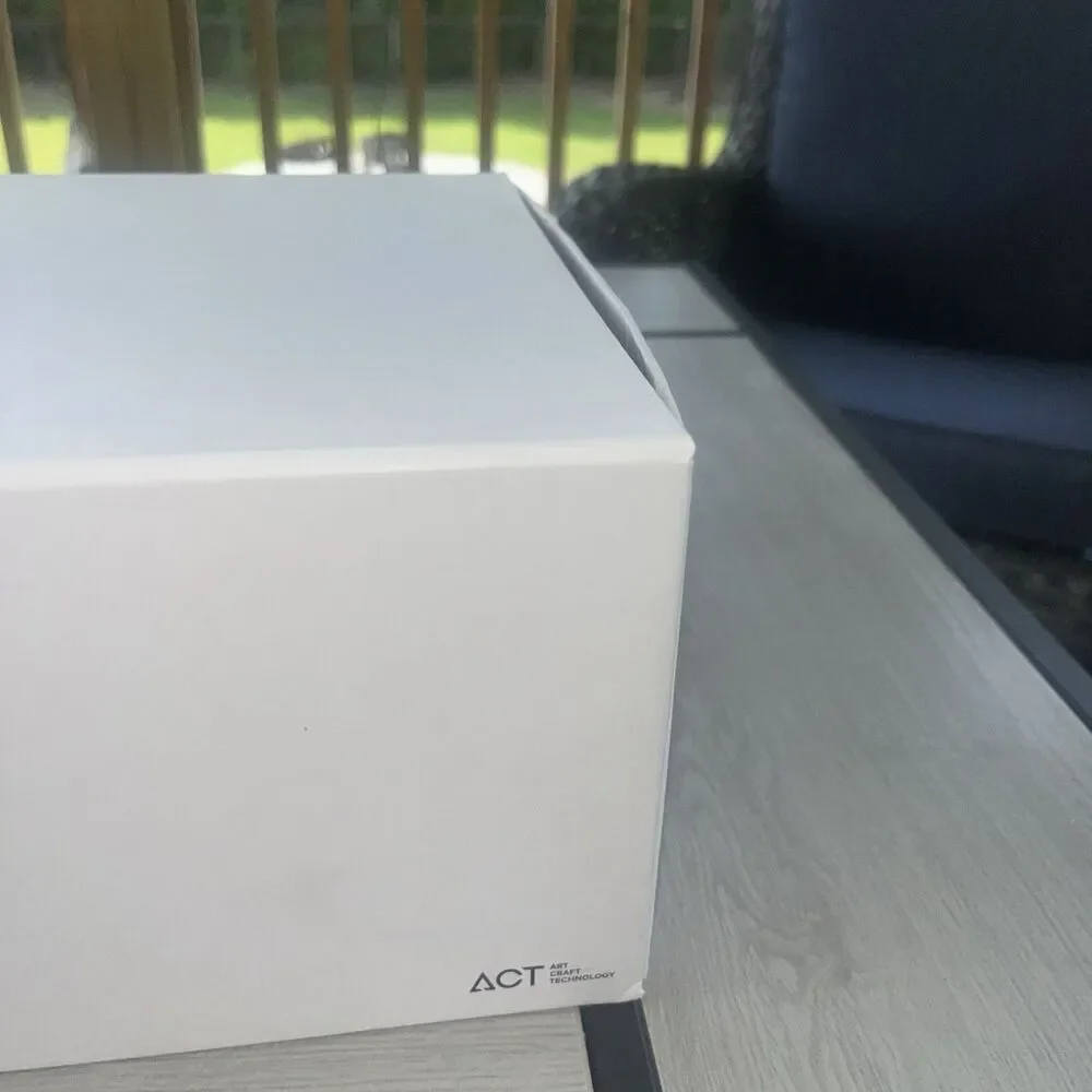 No One Brand Act  Size 12